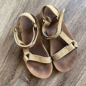Tevas
